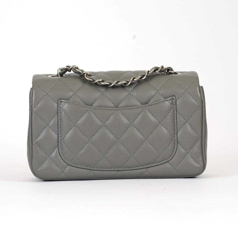 ❌SOLD❌17b Chanel Grey Mini Flap Bag - Picture 2 of 8